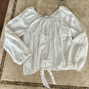 American Rag Women’s Blouse / Top Long sleeve crocheted‎ scoop neck NWT Size M